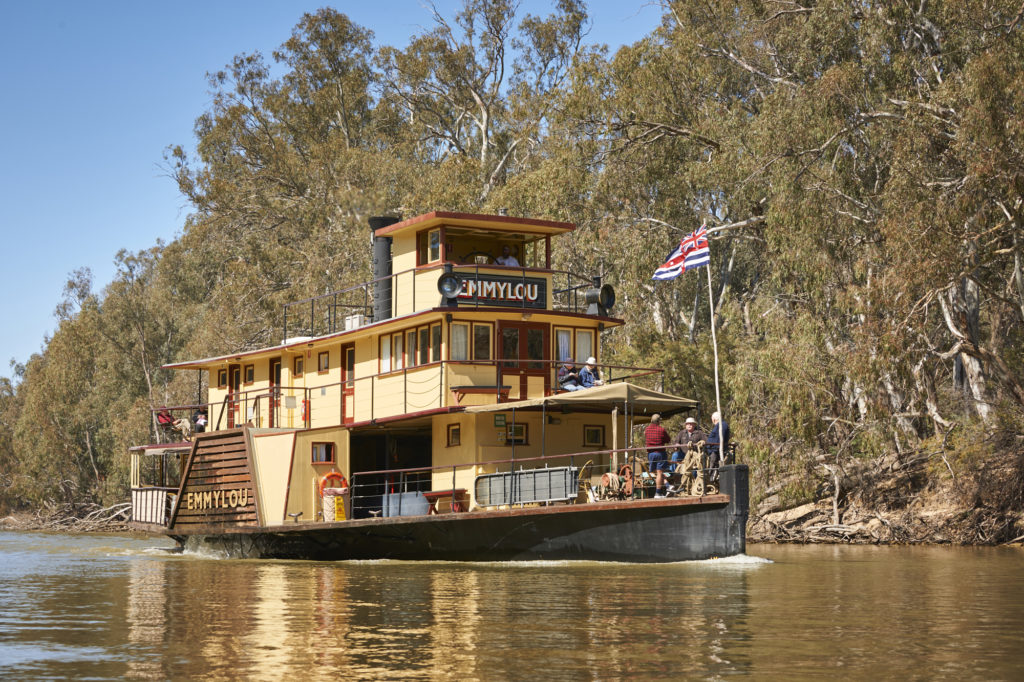 PS Emmlyou Cruising Echuca