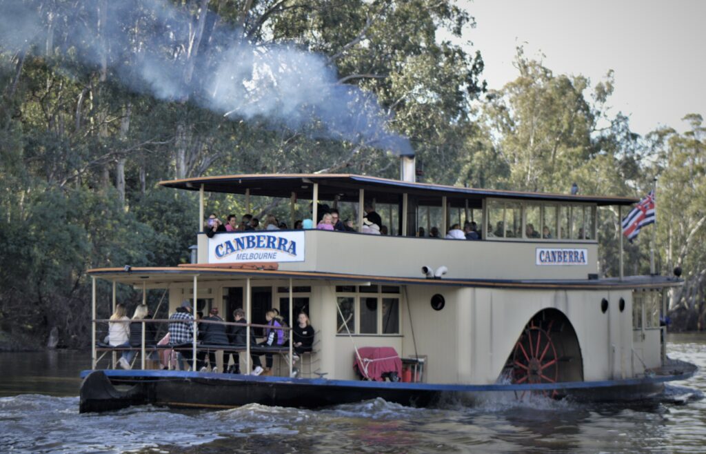 Murray River Paddlesteamers Scenic River Cruises & Tours